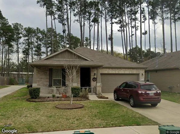 2047 Lost Timbers Dr, Conroe, TX 77304