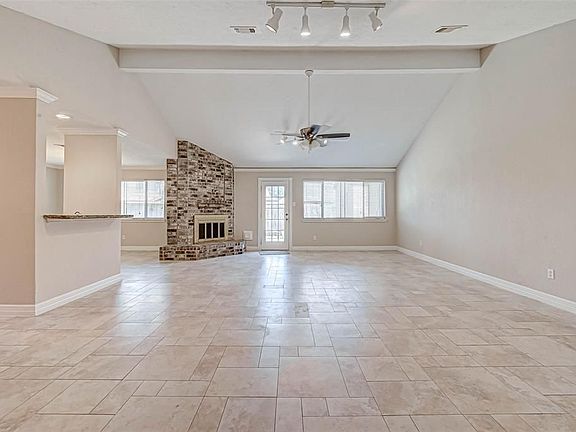 2nd image of 2622 Olster Dr