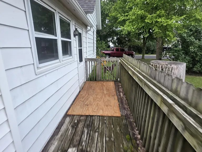 809 S Don Ryan St — Photo 3