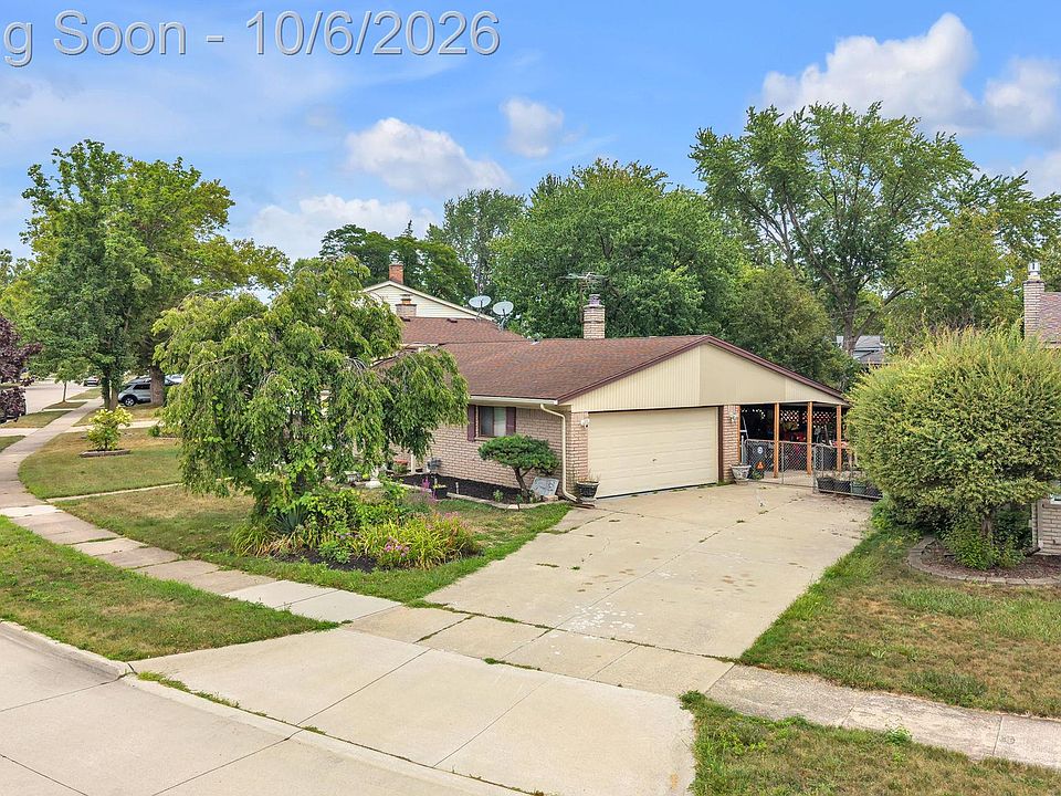 15546 Liverpool St, photo 17