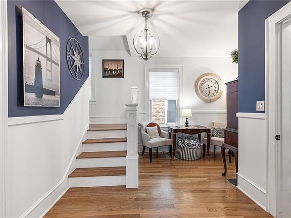 4th image of 21 Bedlow Ave