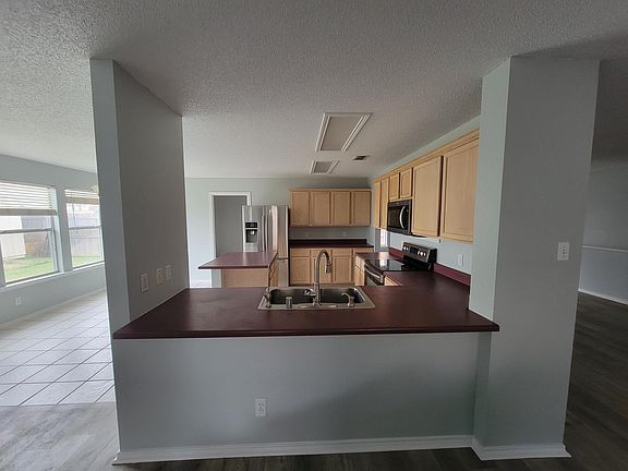 4th image of 3932 Elderica Ct
