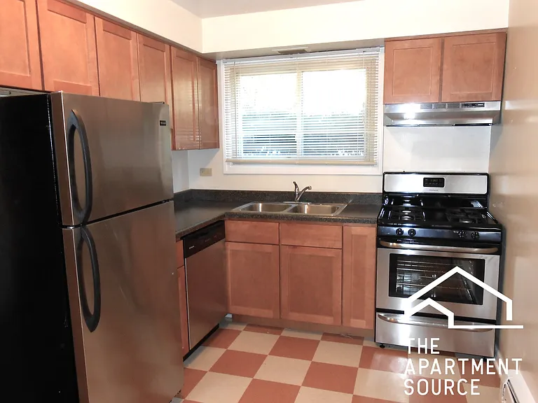 810 Seward St #101 — Photo 1