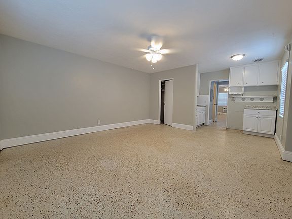 3rd image of 555 9th Ave N APT 1