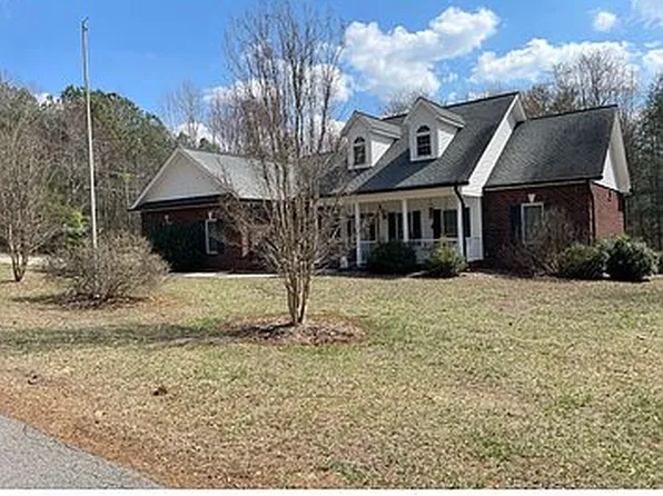 21 Lake Arrowhead Dr, Taylorsville, NC 28681