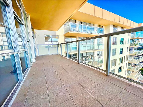 4th image of 230 174th St APT 2316