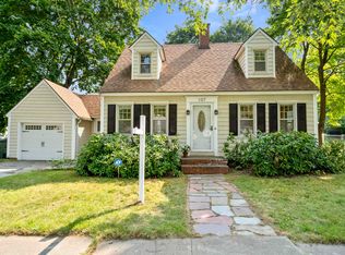 107 Dallaire St, Manchester, NH 03104