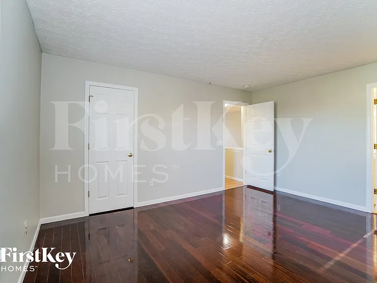 261 Inah Ave — Photo 7