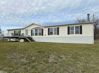 213 Kells Ave, Melrose, IA 52569