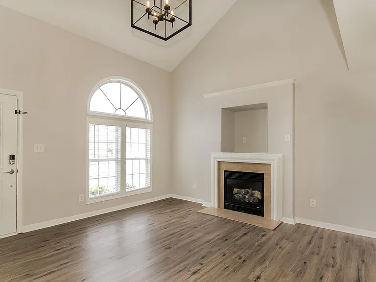 1422 Majestic Meadow Dr — Photo 6