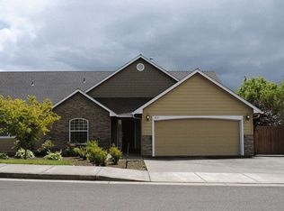 814 NW 5th St, Sublimity, OR 97385