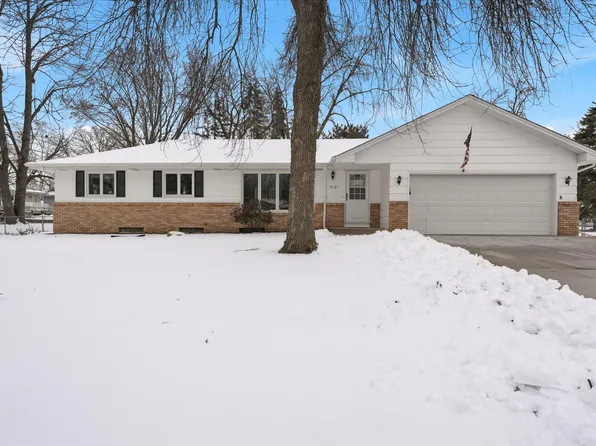 9121 61 1/2 Ave N, New Hope, MN 55428