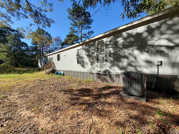 4th image of 115 County Road 1120 W