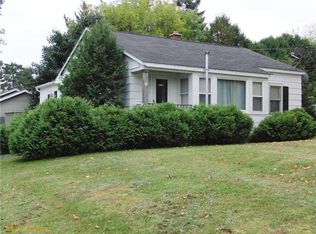 9 Pilgrim Rd, Caribou, ME 04736