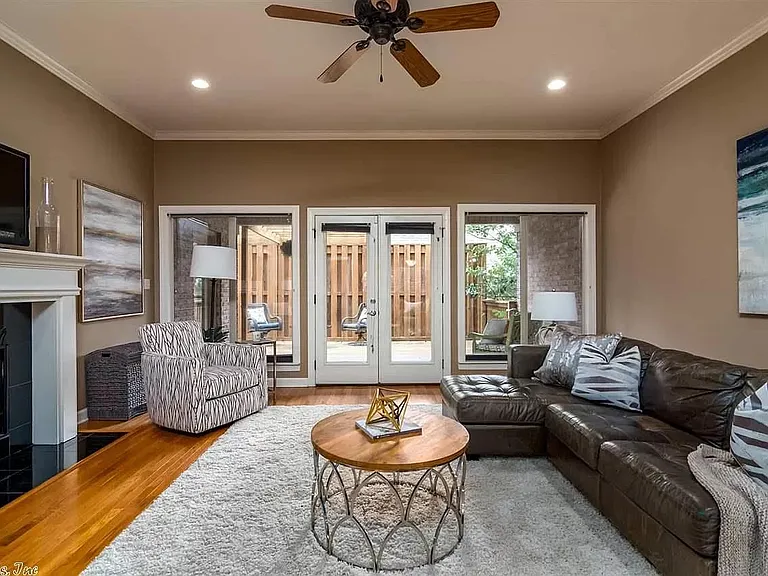 20 Bristol Ct — Photo 15