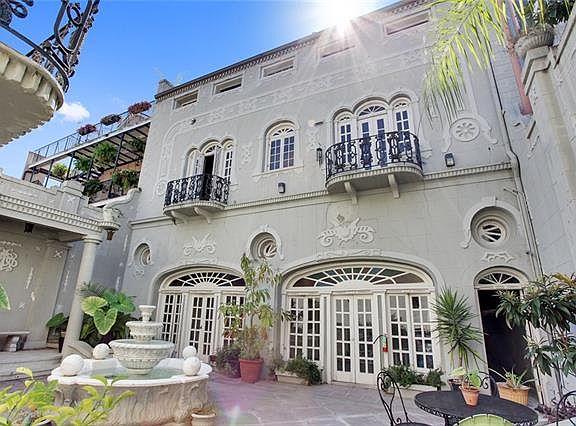 2nd image of 523 Dumaine St #1B