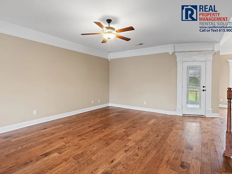7670 Knobdate Rd — Photo 8