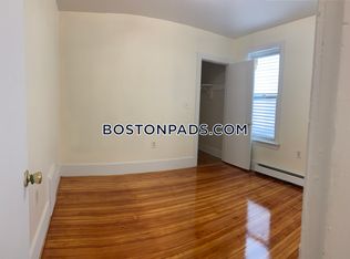 74 Hanover St #2, Lynn, MA 01902