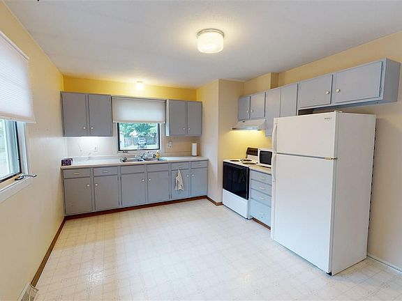 4th image of 1122 Westend Dr