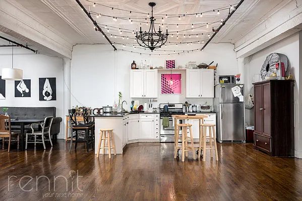 Rented by Rennit Inc. | media 23