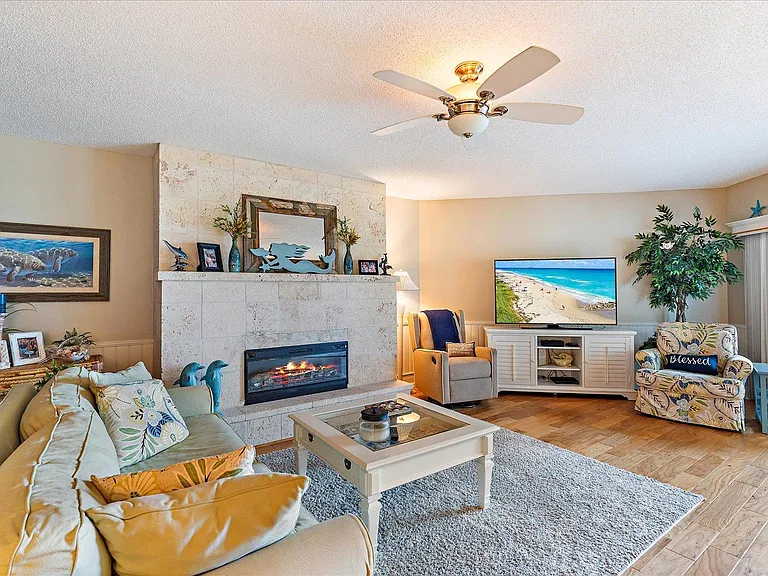 5621 Gulf Of Mexico Dr #103 — Photo 5