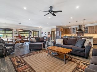 10438 US HWY 34, Grand Lake, CO 80447
