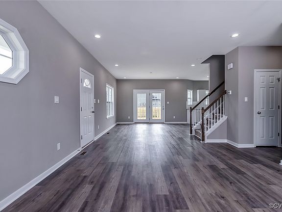 2nd image of 2701 Y St