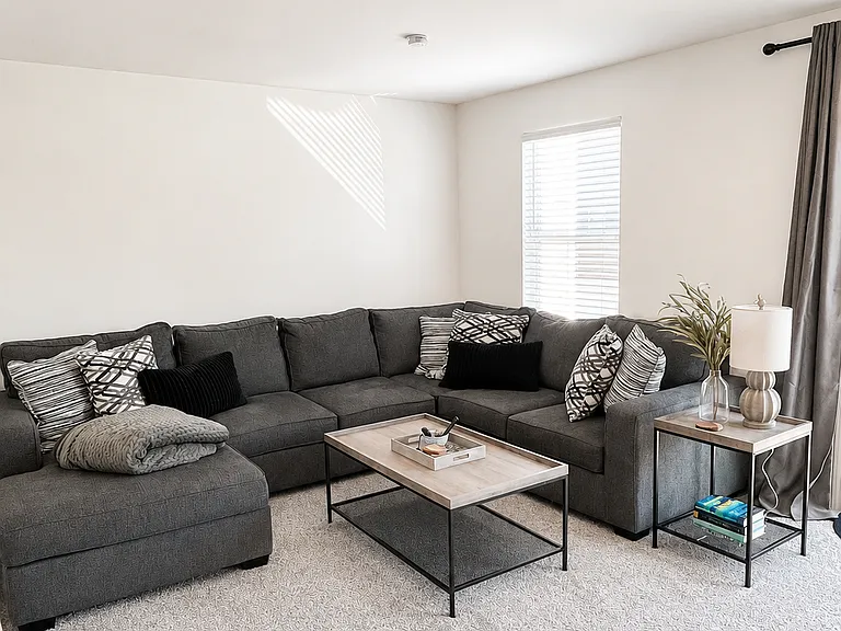 1475 Yosemite Way — Photo 5
