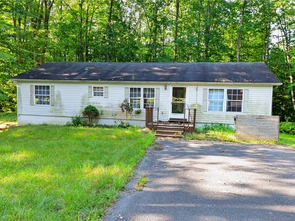 770 Carribean Rd, Du Bois, PA 15801