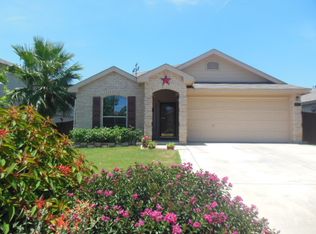 8927 Walnut Spgs, Universal City, TX 78148
