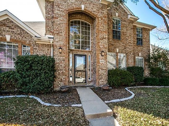 2nd image of 3004 Palmtree Dr