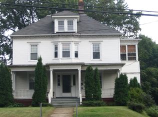 395 Park Rd, West Hartford, CT 06119