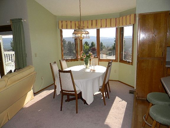 3rd image of 10019 N Quinault Ct
