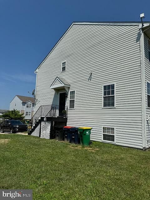 1st image of 721 Marian Dr