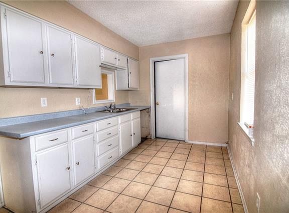 3rd image of 14315 Horseshoe Trl