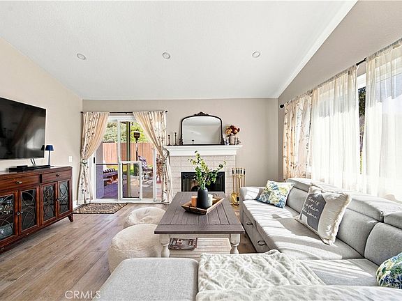 4th image of 14667 Loyola St