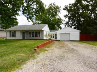 4216 S Fairview Dr, Peoria, IL