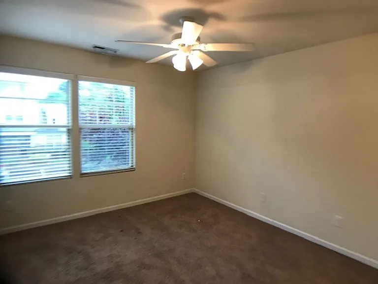 105 Mount Evans Dr — Photo 13