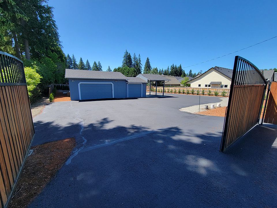 1st image of 4412 NE 131st Way