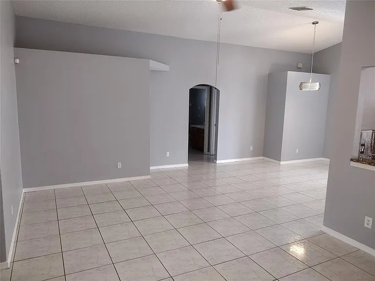 2358 Blue Sapphire Cir — Photo 4