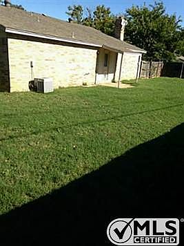 2nd image of 3517 Solano Dr