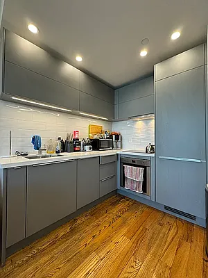 Rented by Pear NYC LLC | media 12