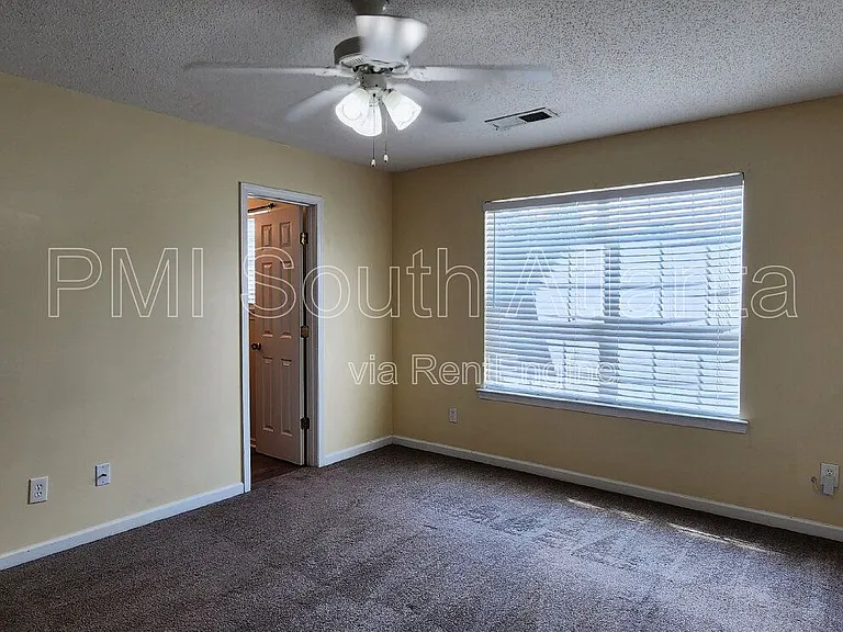 7298 Wagon Wheel Ct — Photo 24