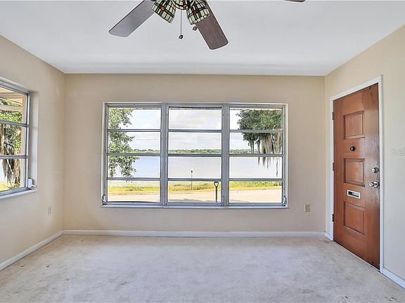 5th image of 818 S Lakeshore Blvd
