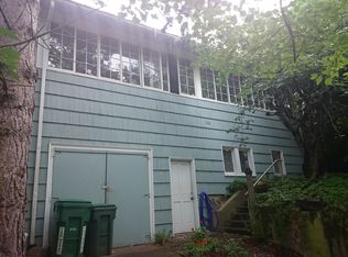 126 N Bowdoin Pl, Seattle, WA 98103