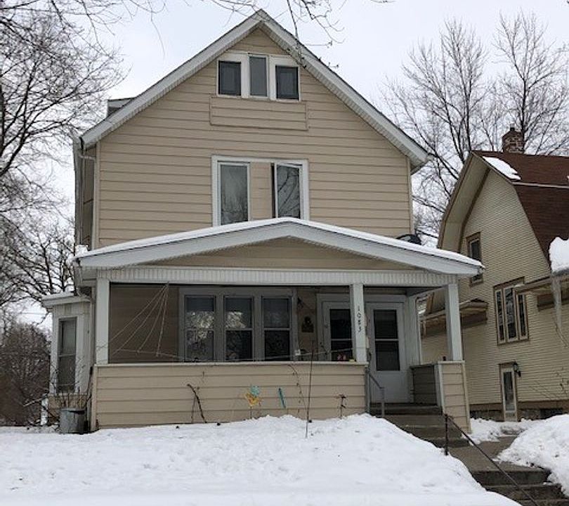 1st image of 1083 Bush Ave #3