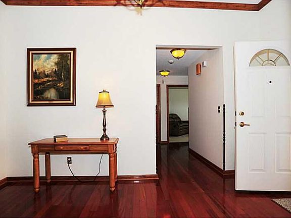 3rd image of 1133 Manchester Dr #190