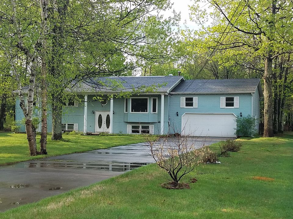 1st image of 105 Oakridge Dr