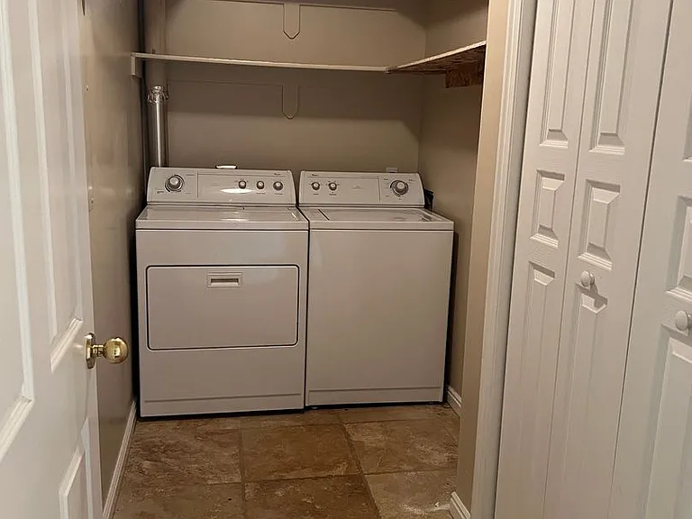 264 N 3 E #702 — Photo 10