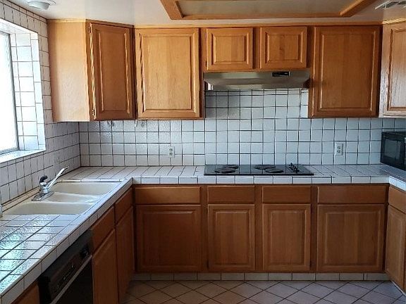 4th image of 4931 E Pinta Drive